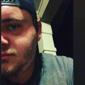 Meet your Posher, Ethan